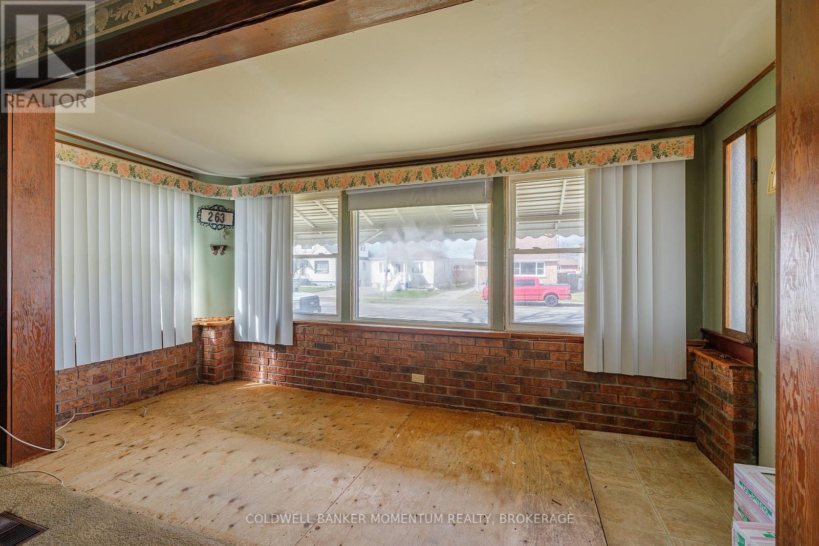 Property at 263 HUMBOLDT PARKWAY image 5