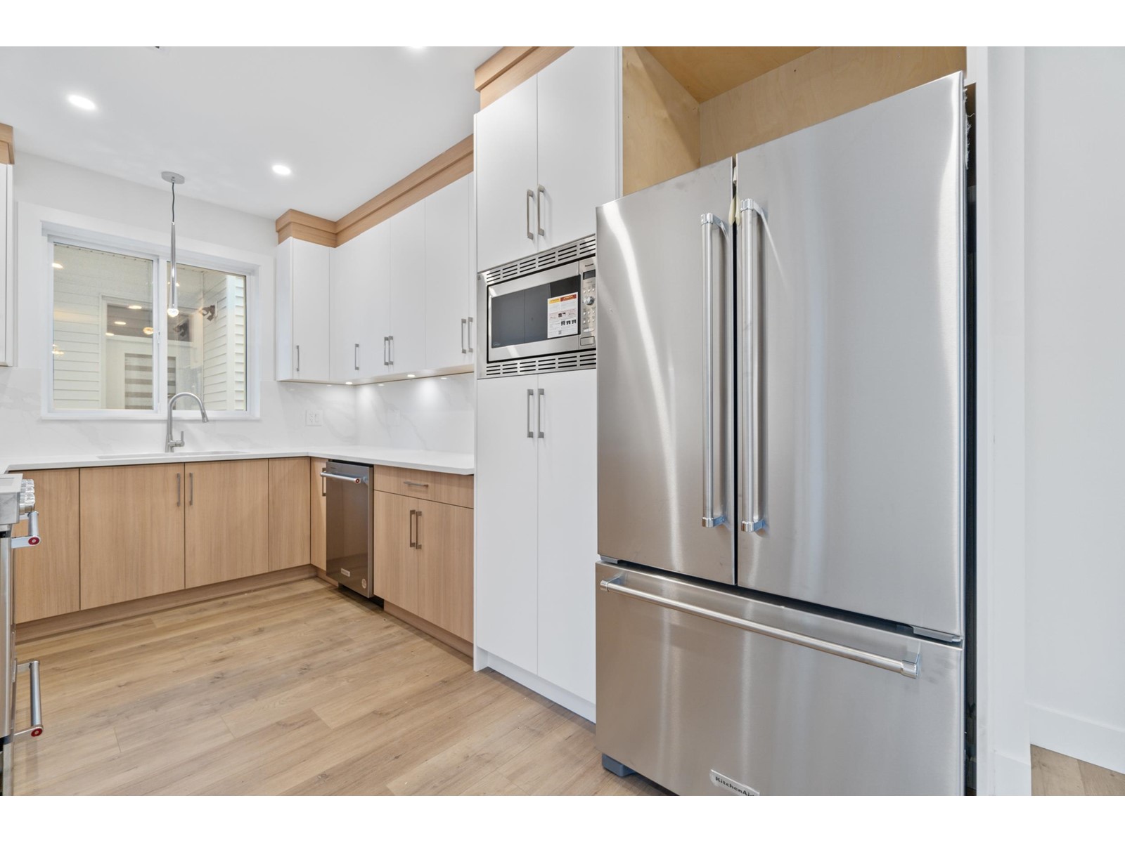 7538 205a Street, Langley, British Columbia  V2Y 1V5 - Photo 8 - R2985661