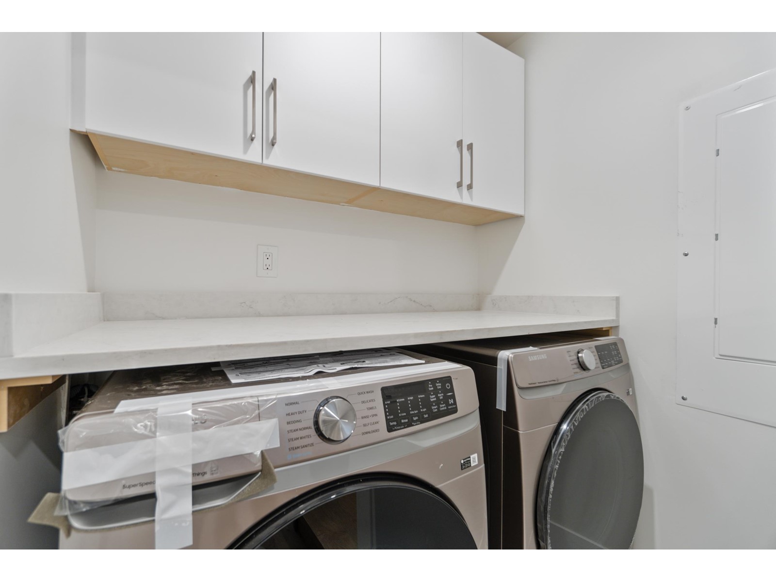 7538 205a Street, Langley, British Columbia  V2Y 1V5 - Photo 11 - R2985661