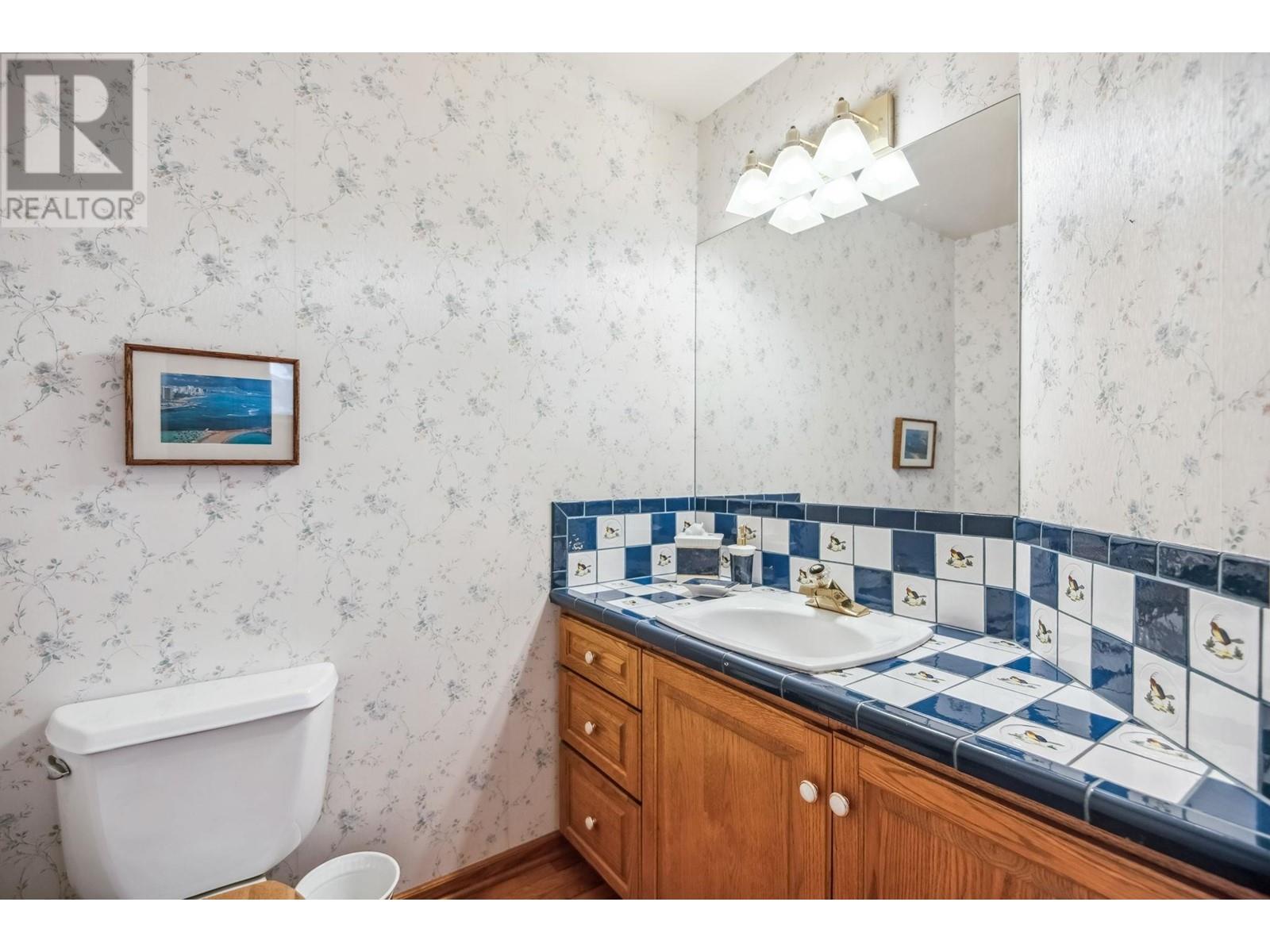 628 E 9th Street, North Vancouver, British Columbia  V7L 2B7 - Photo 18 - R2967712