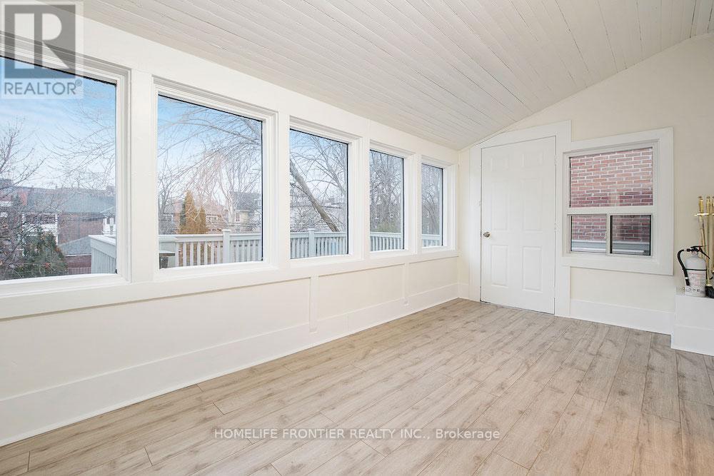 46 Cowan Avenue, Toronto, Ontario  M6K 2N4 - Photo 26 - W12063044