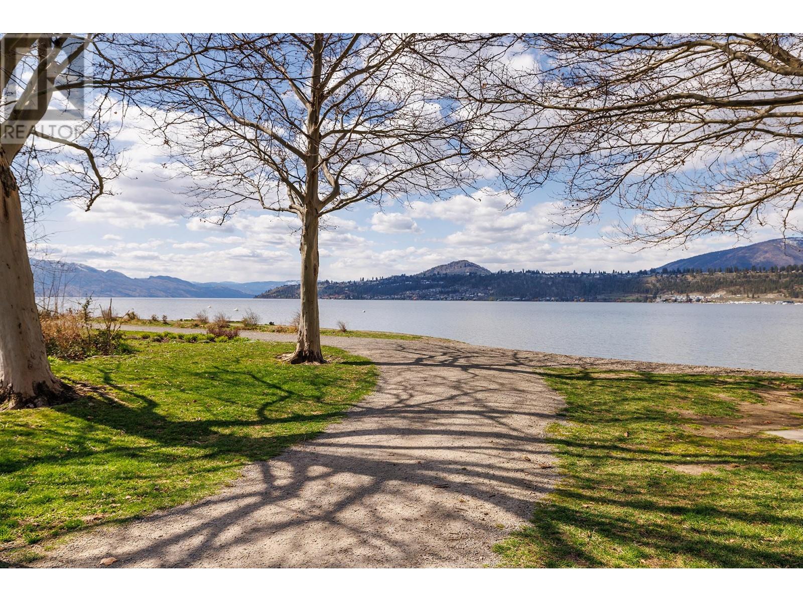 2175 Abbott Street, Kelowna, British Columbia  V1Y 1C9 - Photo 49 - 10341976