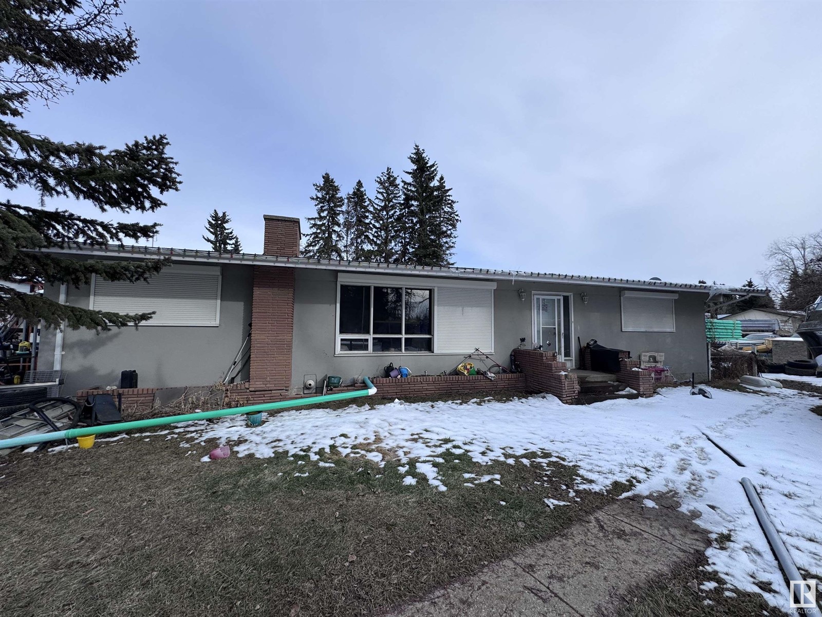Property at 6611 8 ST NW image 3