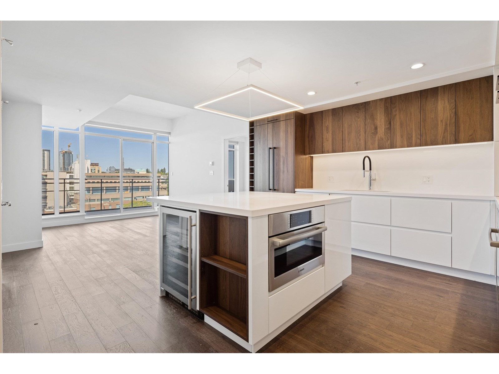 807 1526 Finlay Street, White Rock, British Columbia  V4B 4L9 - Photo 6 - R2919192