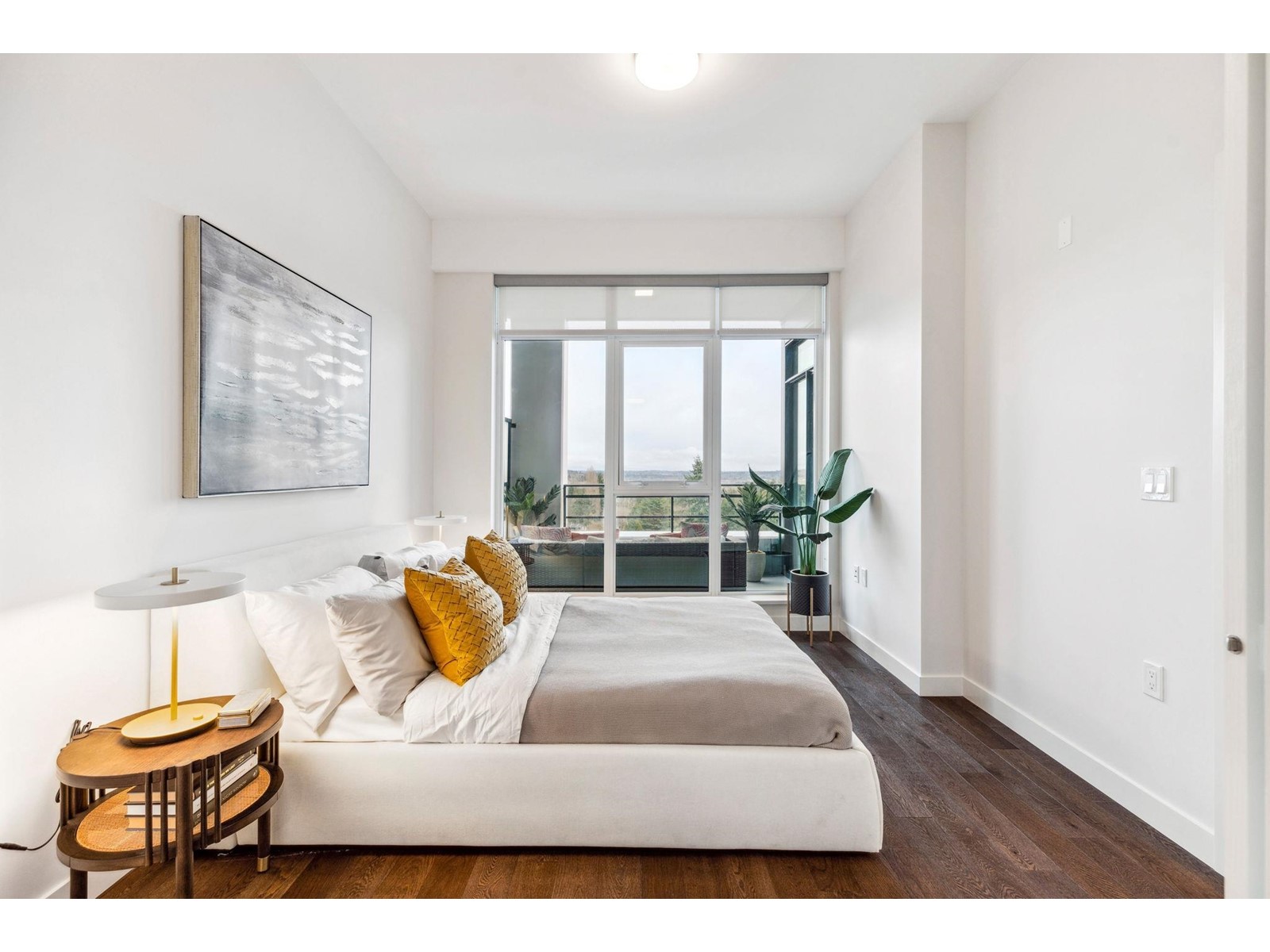 Property at 807 1526 FINLAY STREET image 3