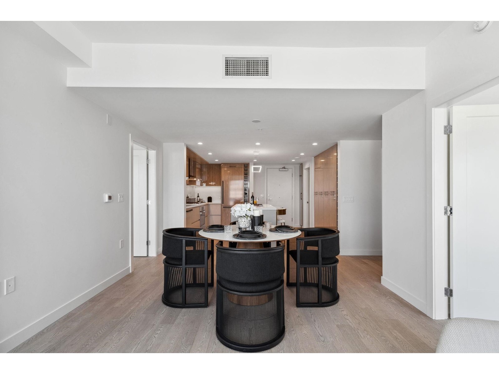 711 1526 Finlay Street, White Rock, British Columbia  V4B 4L9 - Photo 10 - R2897927