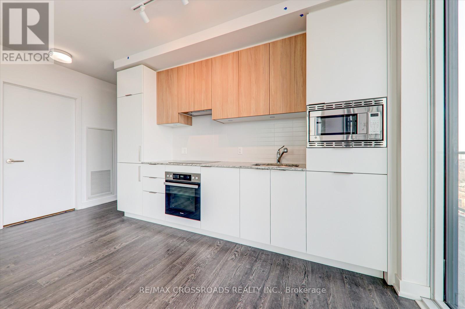 3202 - 50 O'neill Road, Toronto, Ontario  M3C 0H1 - Photo 16 - C12063401