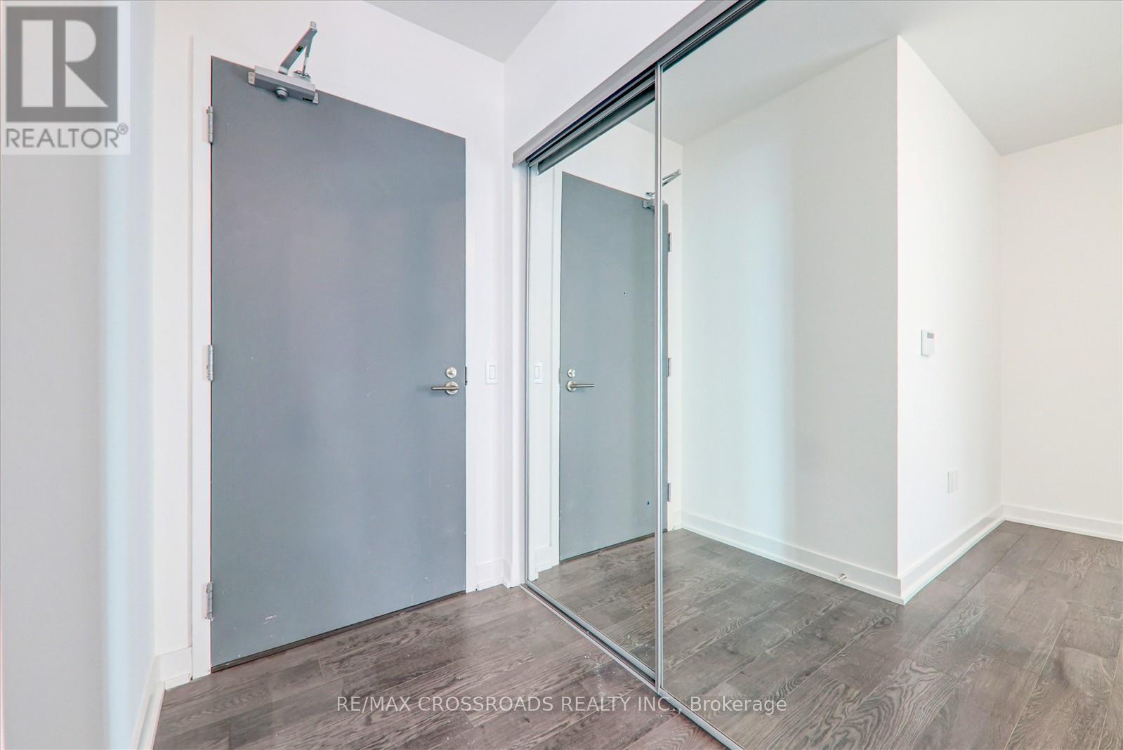 3202 - 50 O'neill Road, Toronto, Ontario  M3C 0H1 - Photo 6 - C12063401