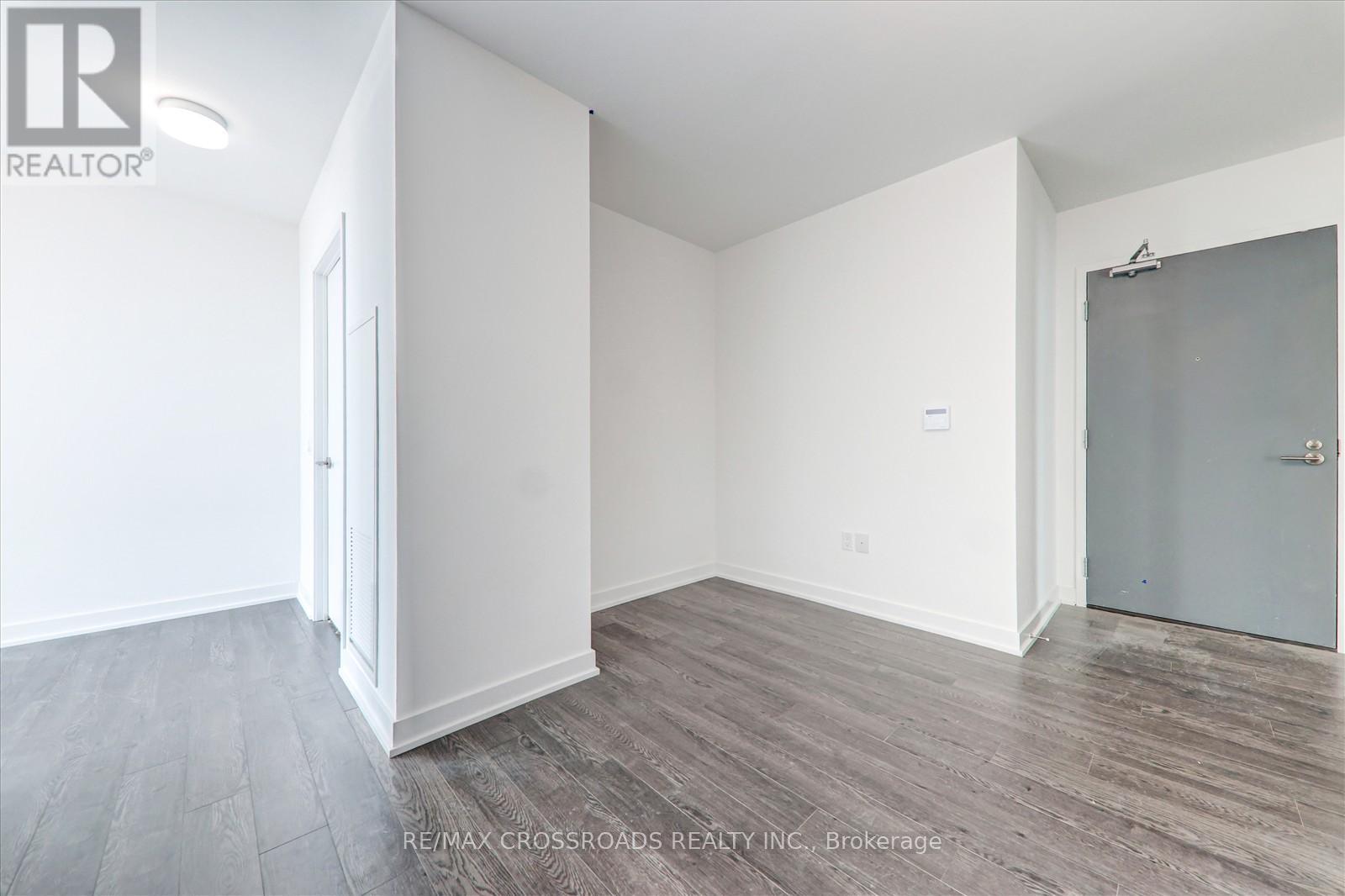 3202 - 50 O'neill Road, Toronto, Ontario  M3C 0H1 - Photo 7 - C12063401