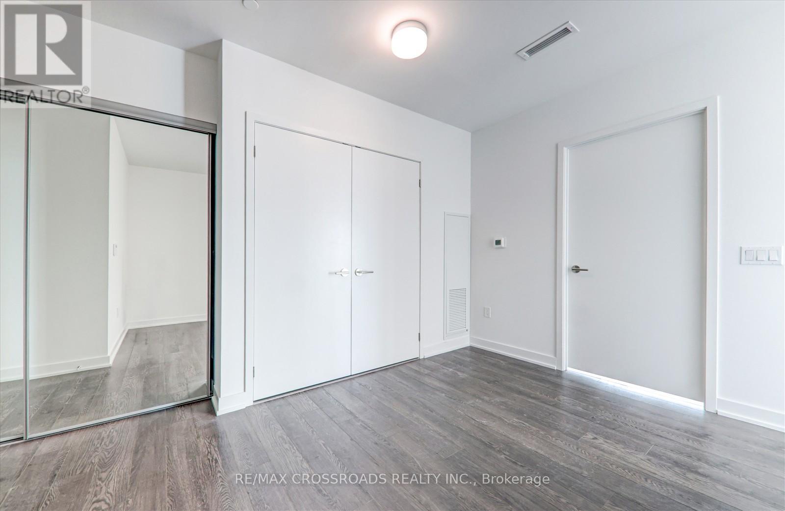 3202 - 50 O'neill Road, Toronto, Ontario  M3C 0H1 - Photo 9 - C12063401