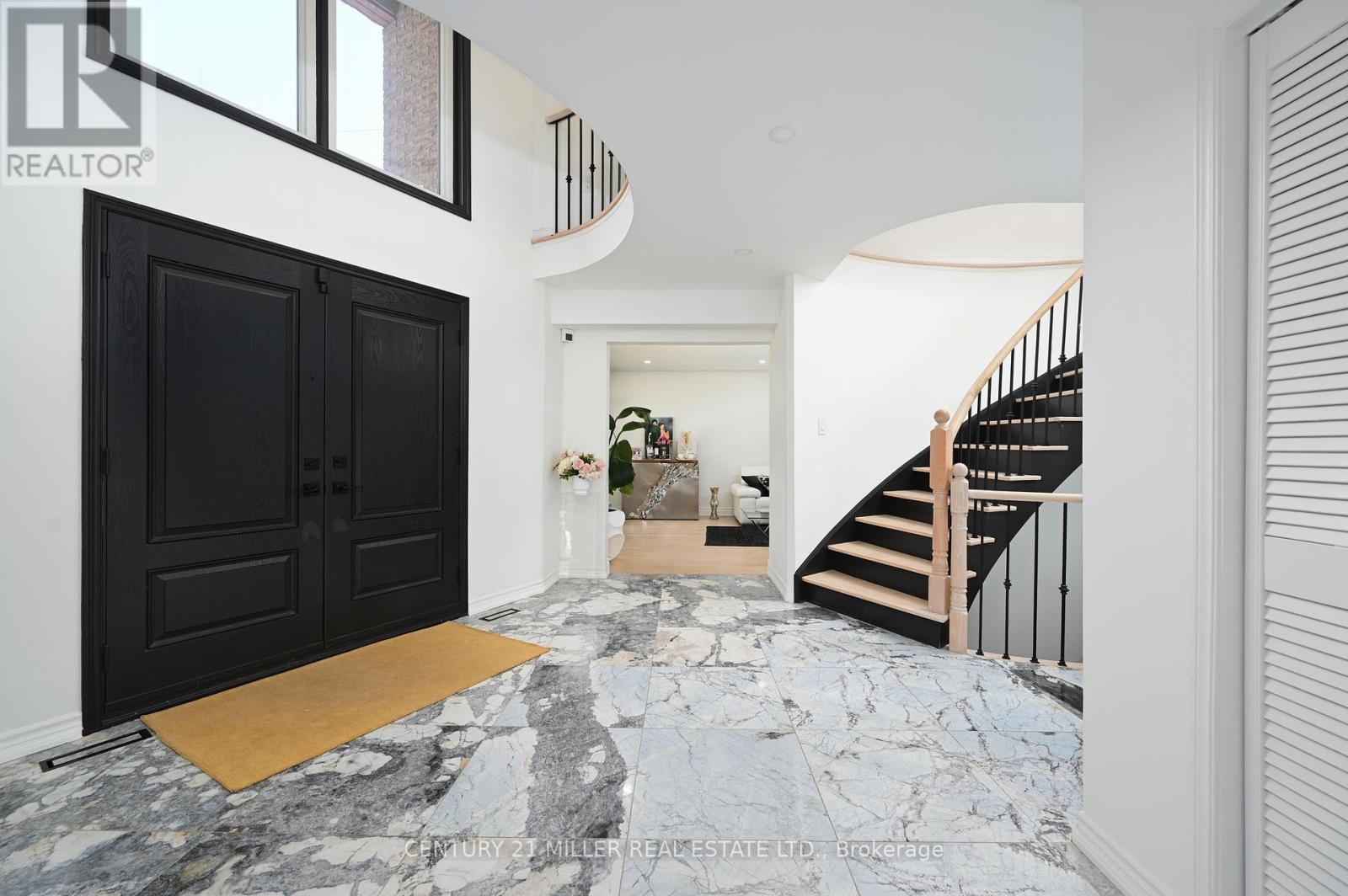 Property at 2014 DICKSON ROAD image 4