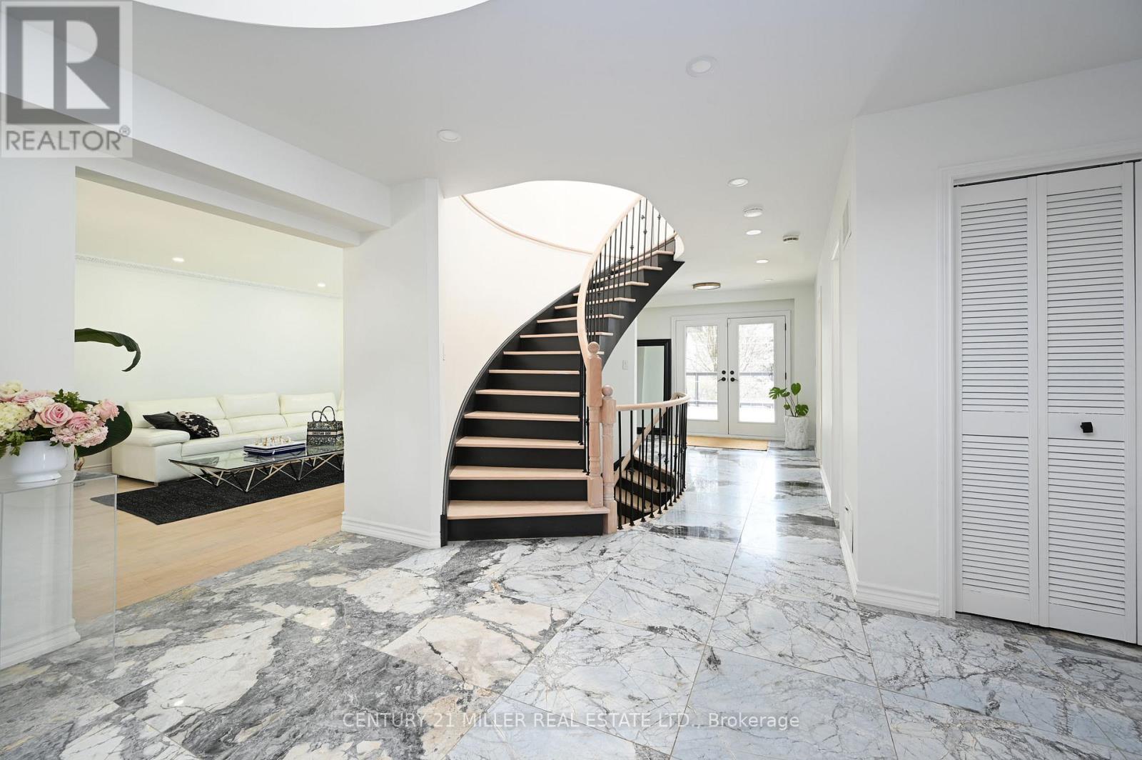 Property at 2014 DICKSON ROAD image 5