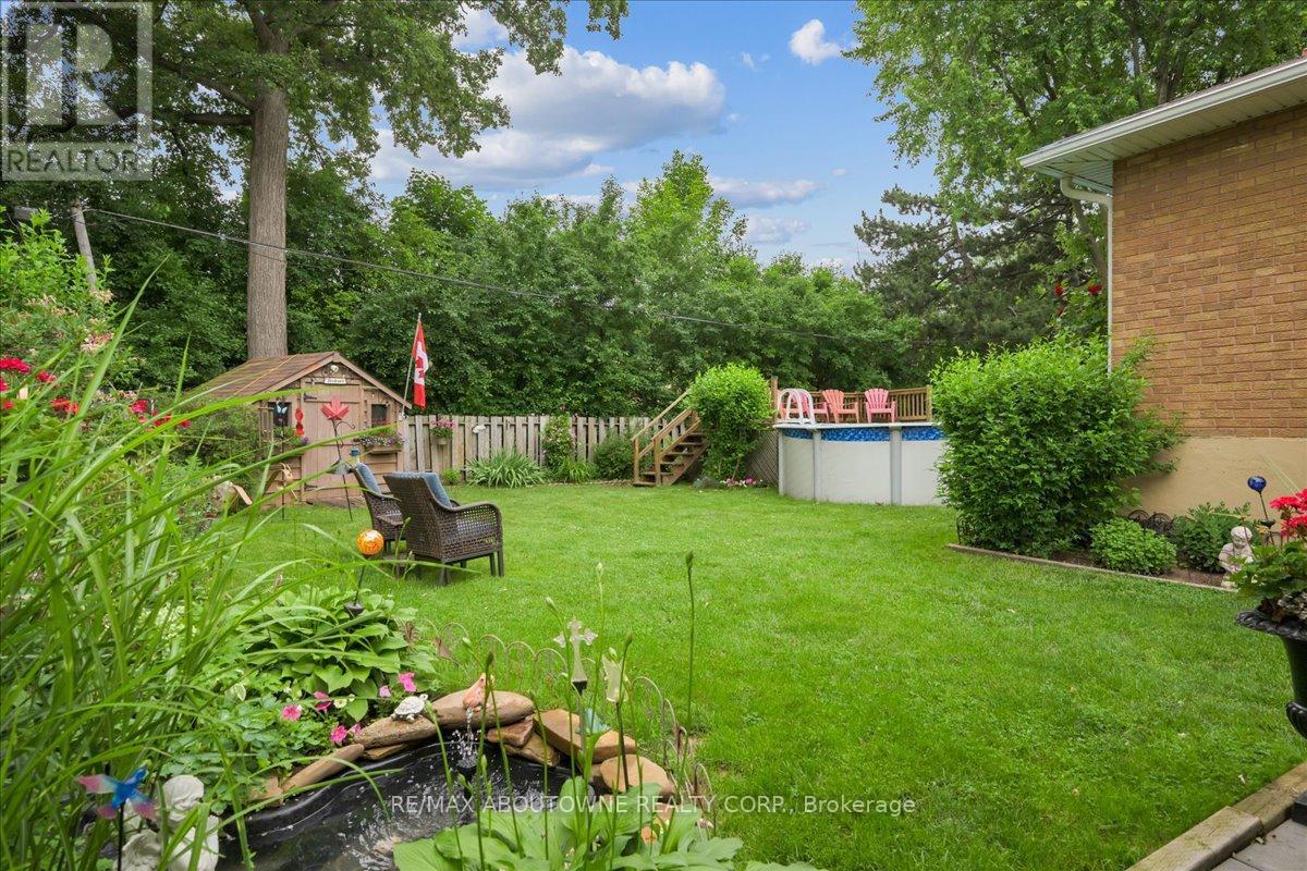 2033 Saxon Road, Oakville, Ontario  L6L 2V1 - Photo 44 - W12063367