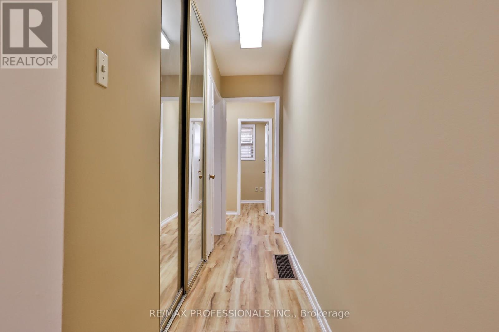 A - 2175 Bloor Street W, Toronto, Ontario  M6S 1N2 - Photo 20 - W12063420