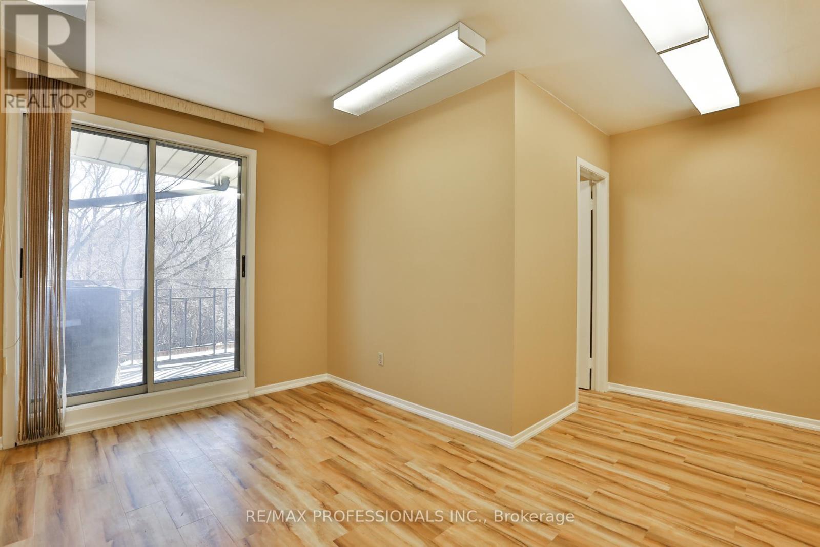 A - 2175 Bloor Street W, Toronto, Ontario  M6S 1N2 - Photo 27 - W12063420