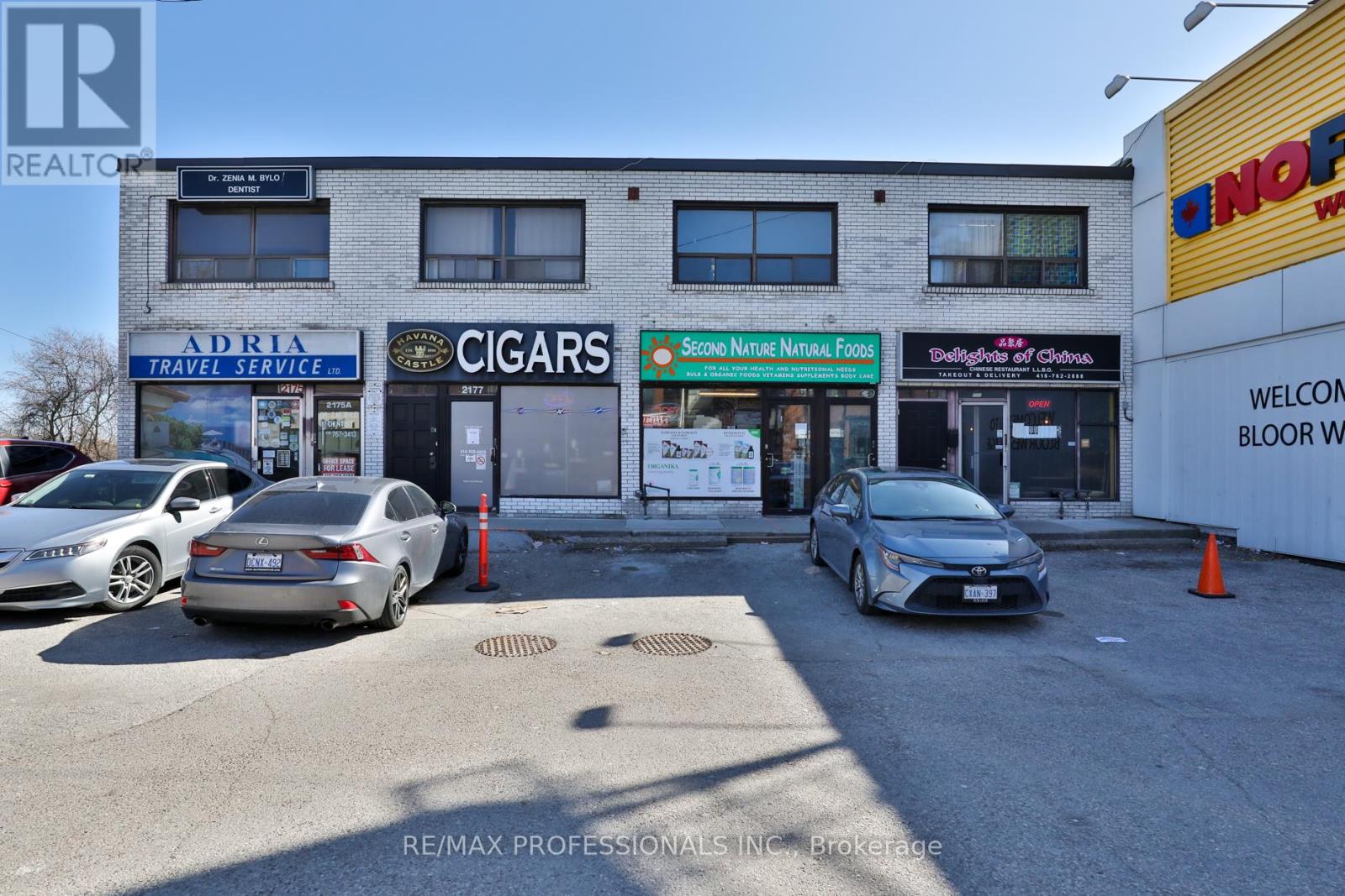 A - 2175 Bloor Street W, Toronto, Ontario  M6S 1N2 - Photo 3 - W12063420
