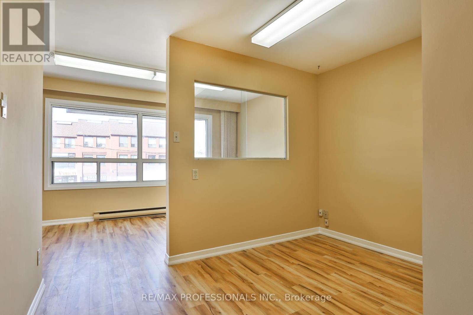 A - 2175 Bloor Street W, Toronto, Ontario  M6S 1N2 - Photo 7 - W12063420