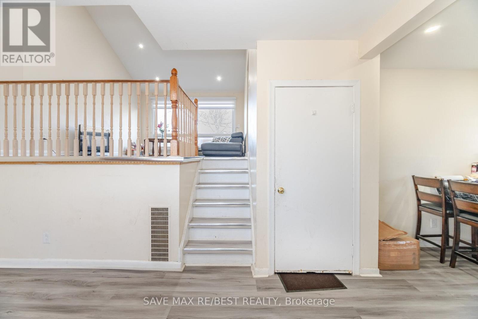 29 Brookmere Road, Toronto, Ontario  M9W 2X5 - Photo 14 - W12063440