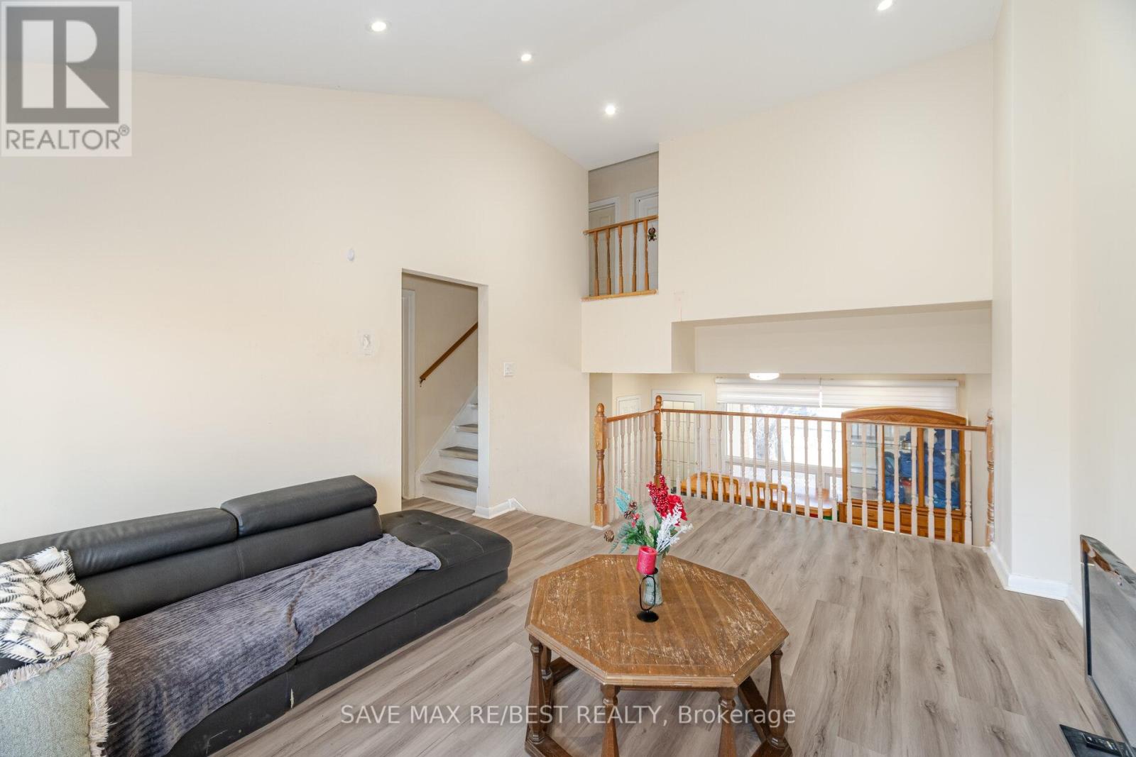 29 Brookmere Road, Toronto, Ontario  M9W 2X5 - Photo 18 - W12063440