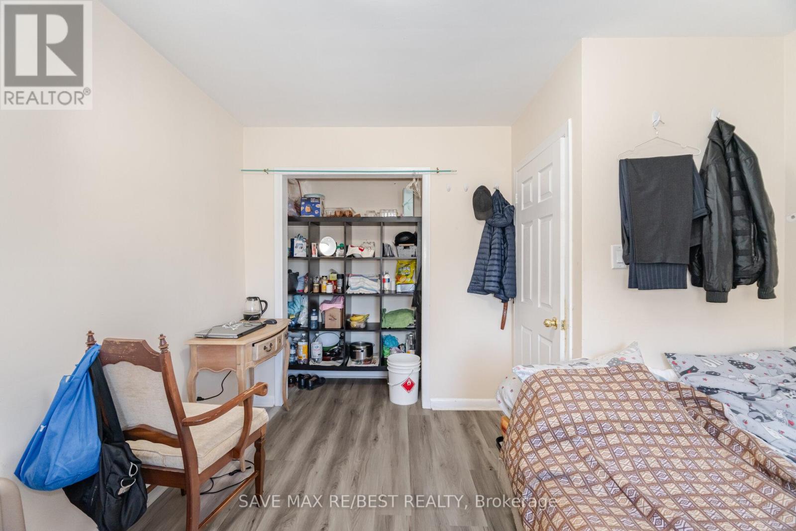 29 Brookmere Road, Toronto, Ontario  M9W 2X5 - Photo 20 - W12063440