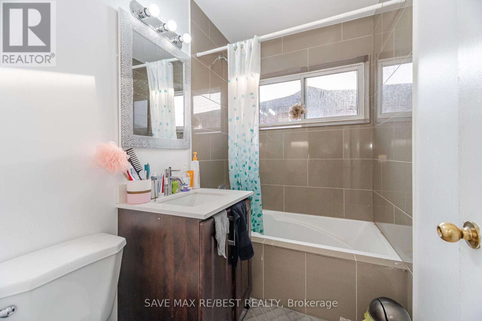 29 Brookmere Road, Toronto, Ontario  M9W 2X5 - Photo 27 - W12063440