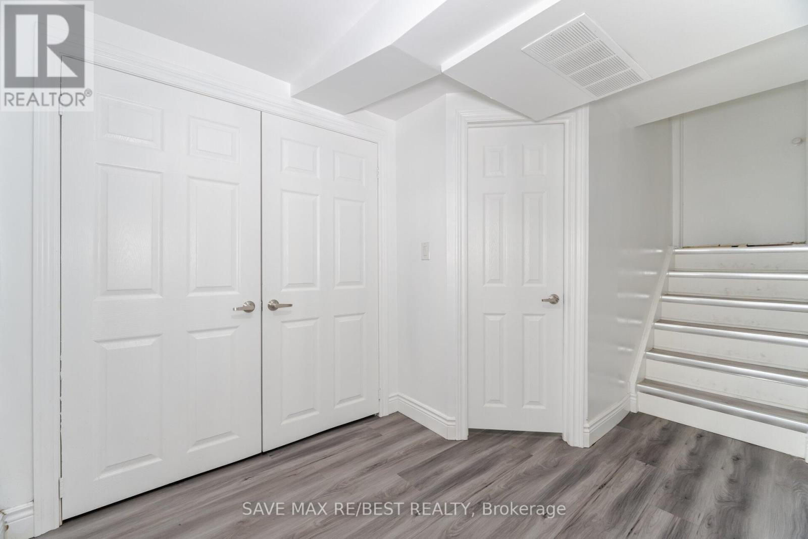 29 Brookmere Road, Toronto, Ontario  M9W 2X5 - Photo 29 - W12063440