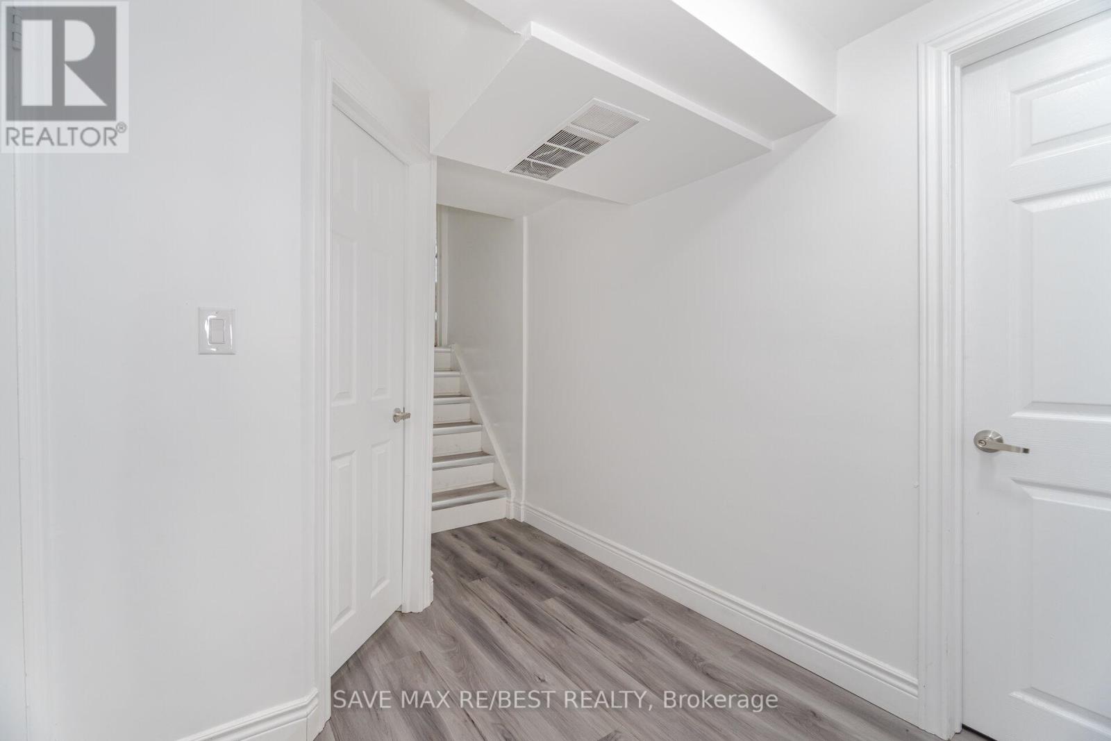 29 Brookmere Road, Toronto, Ontario  M9W 2X5 - Photo 30 - W12063440