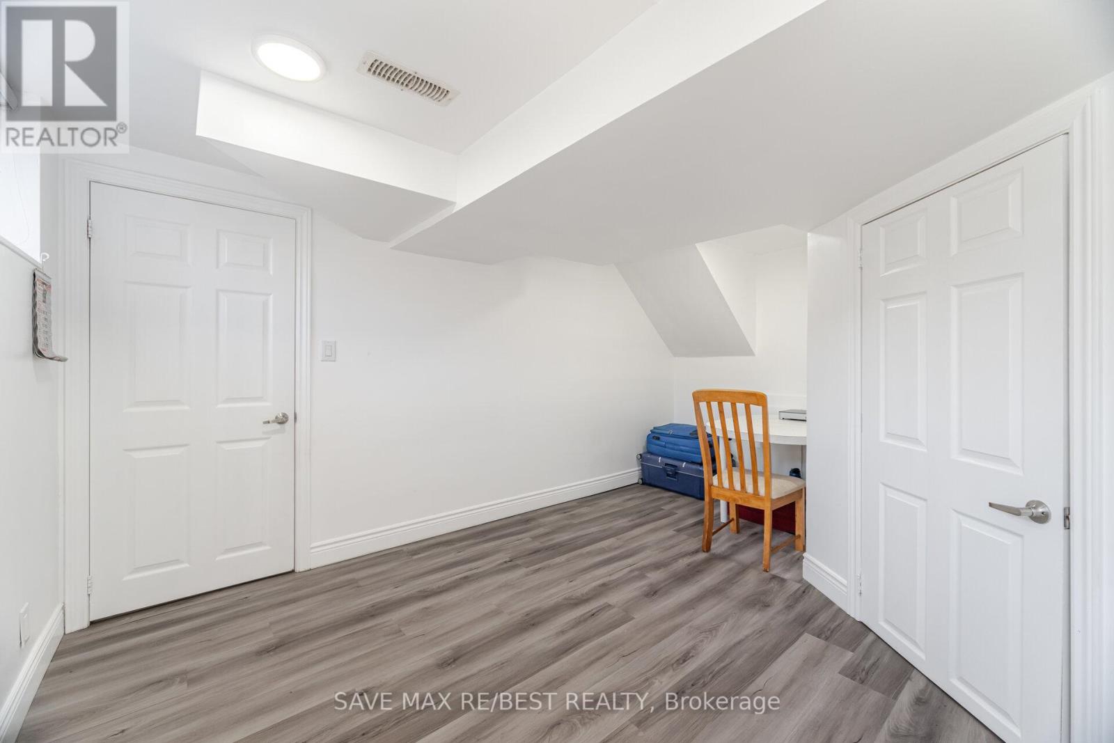 29 Brookmere Road, Toronto, Ontario  M9W 2X5 - Photo 32 - W12063440