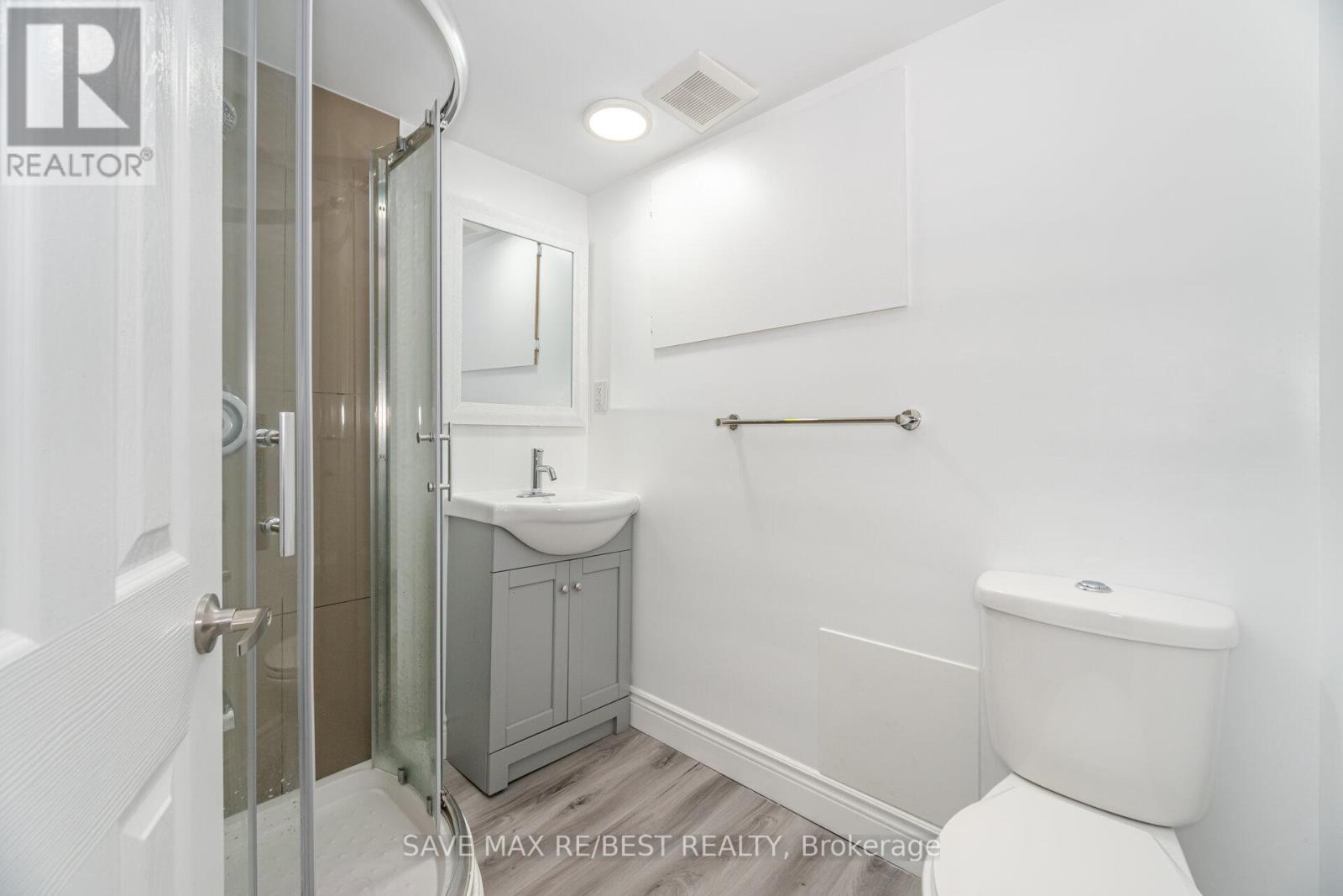 29 Brookmere Road, Toronto, Ontario  M9W 2X5 - Photo 34 - W12063440