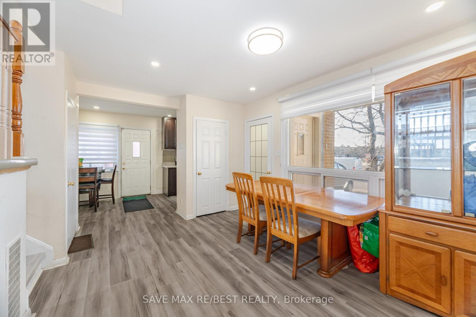 29 Brookmere Road, Toronto, Ontario  M9W 2X5 - Photo 8 - W12063440
