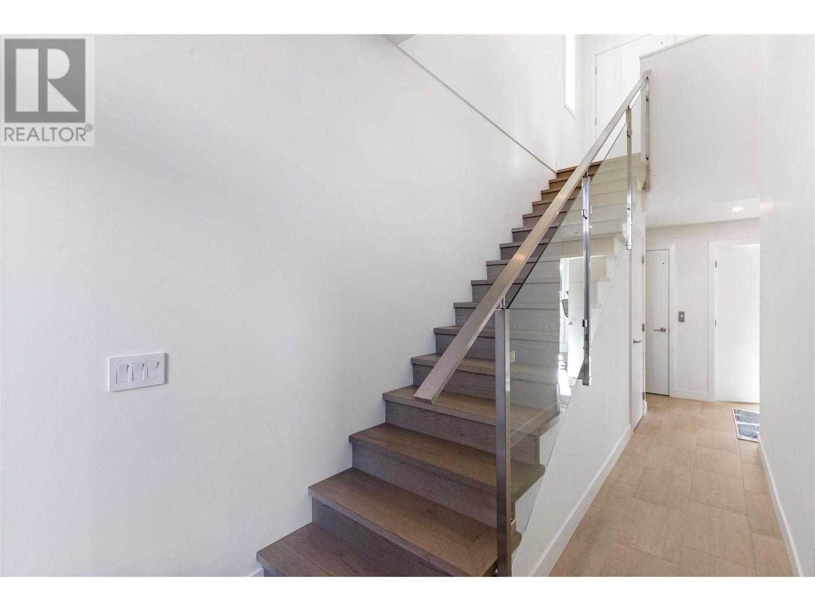 Property at 3719 Woodsdale Road Unit# 11 image 5