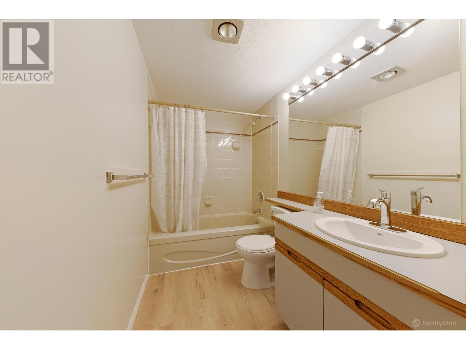 301 3421 Curle Avenue, Burnaby, British Columbia  V5G 4P4 - Photo 20 - R2986358