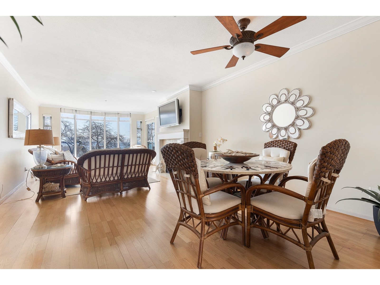 Property at 301 14965 MARINE DRIVE image 5