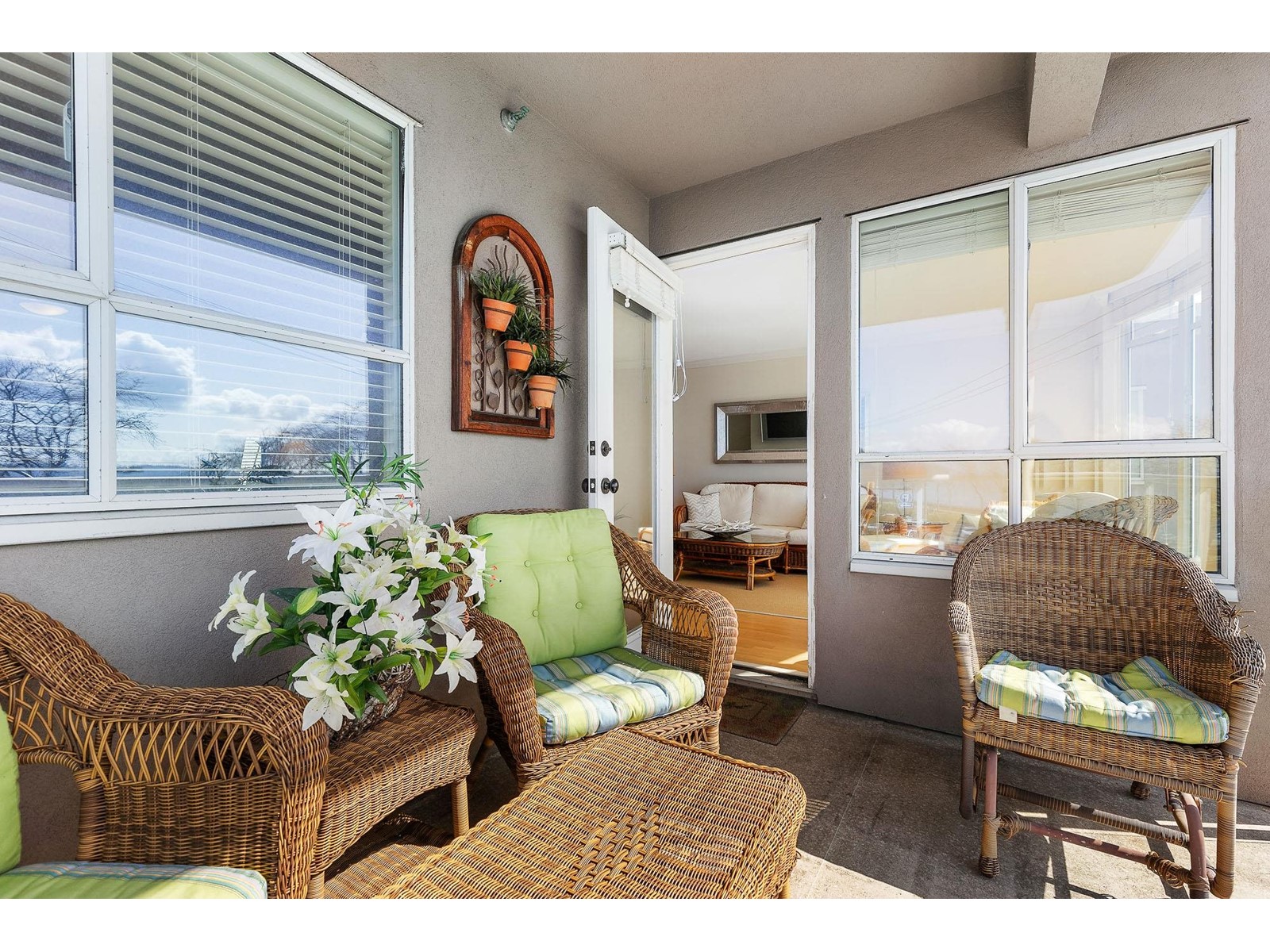 301 14965 Marine Drive, White Rock, British Columbia  V4B 1C3 - Photo 28 - R2986211