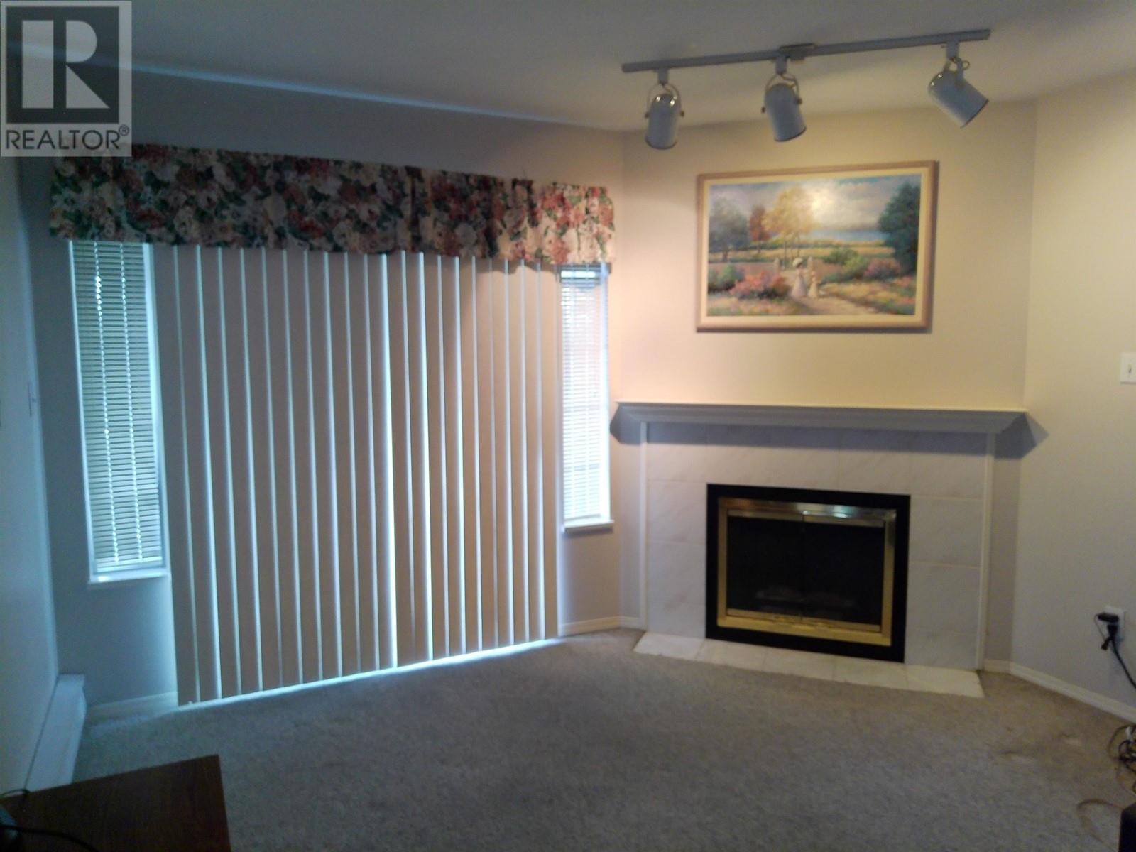Property at 38 11502 BURNETT STREET image 3
