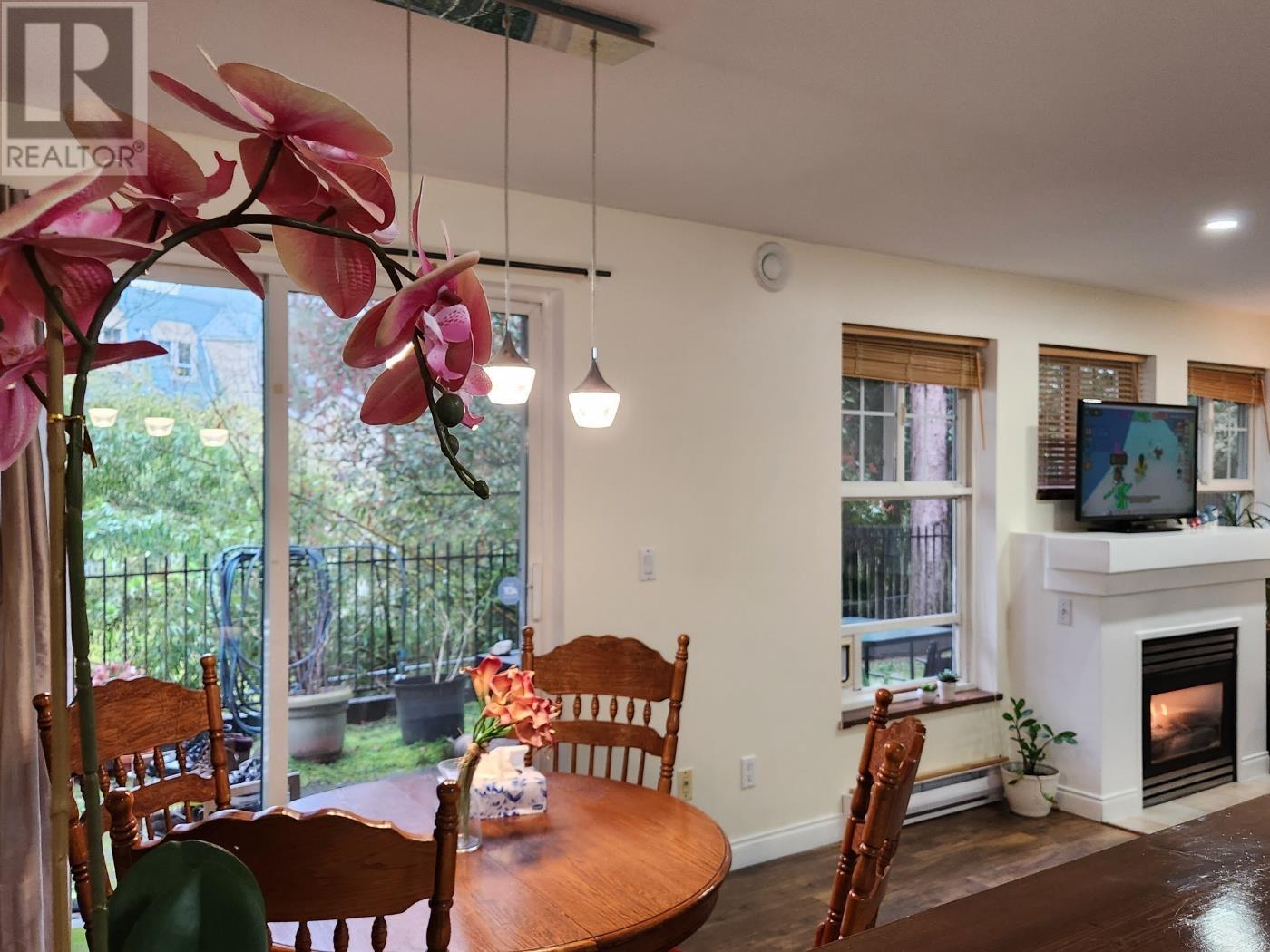 35 1561 Booth Avenue, Coquitlam, British Columbia  V3K 6Z9 - Photo 5 - R2986347