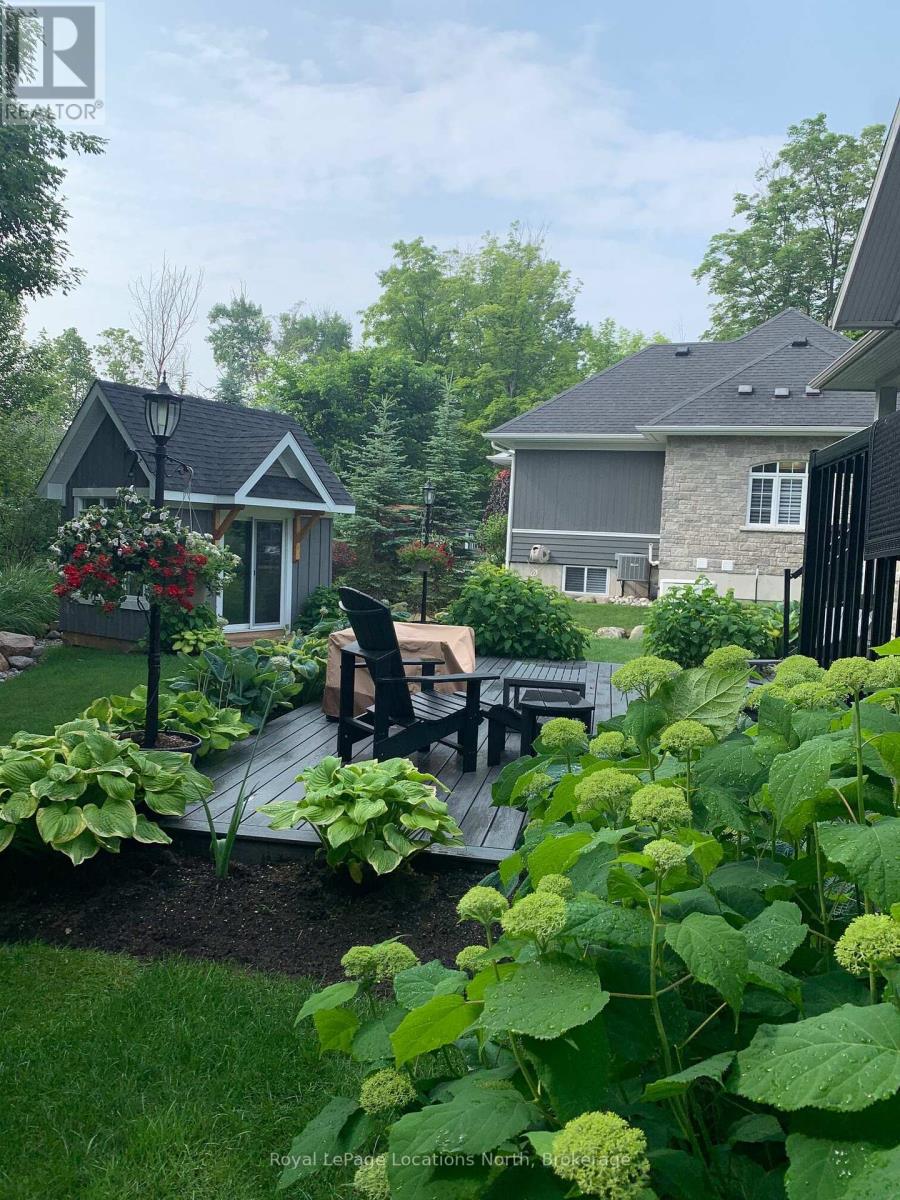 107 Hoggard Court, Blue Mountains, Ontario  N0H 2P0 - Photo 32 - X12063507