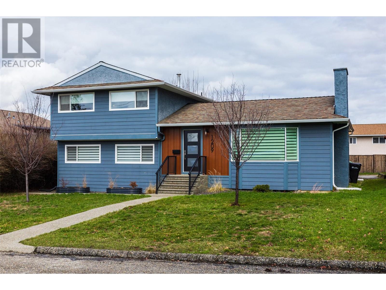 Property at 1209 36 Avenue image 1