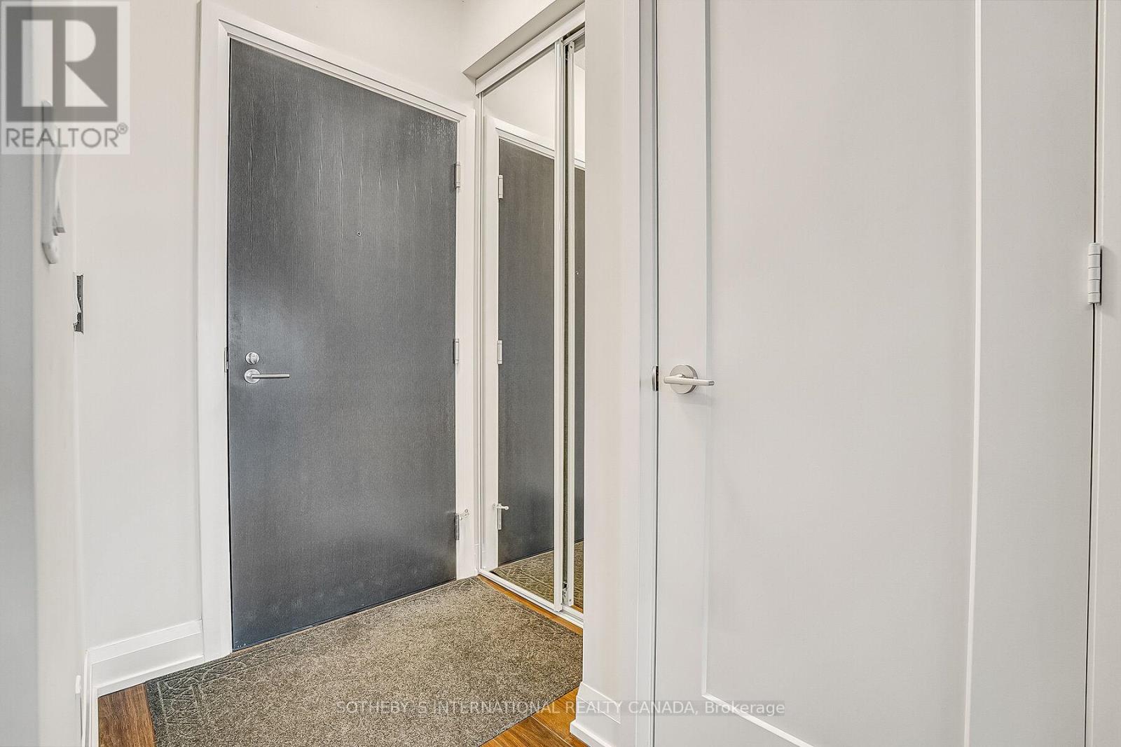 1404 - 18 Graydon Hall Drive, Toronto, Ontario  M3A 0A4 - Photo 5 - C12063500