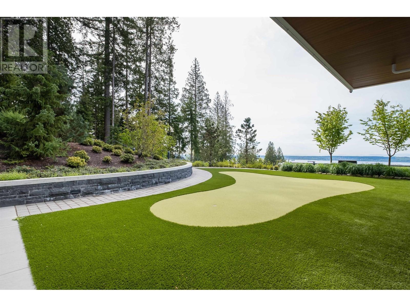 302 2958 Burfield Place, West Vancouver, British Columbia  V7S 0B2 - Photo 37 - R2986259