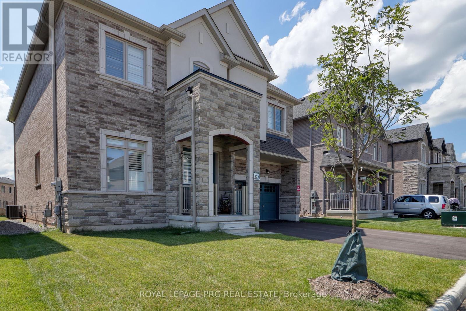 61 Cattail Crescent, Hamilton, Ontario  L0R 1Z6 - Photo 4 - X12063491