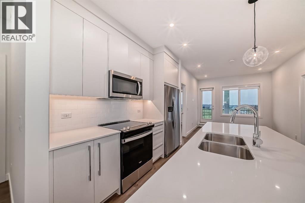 Property at 2409, 395 Skyview Parkway NE image 3