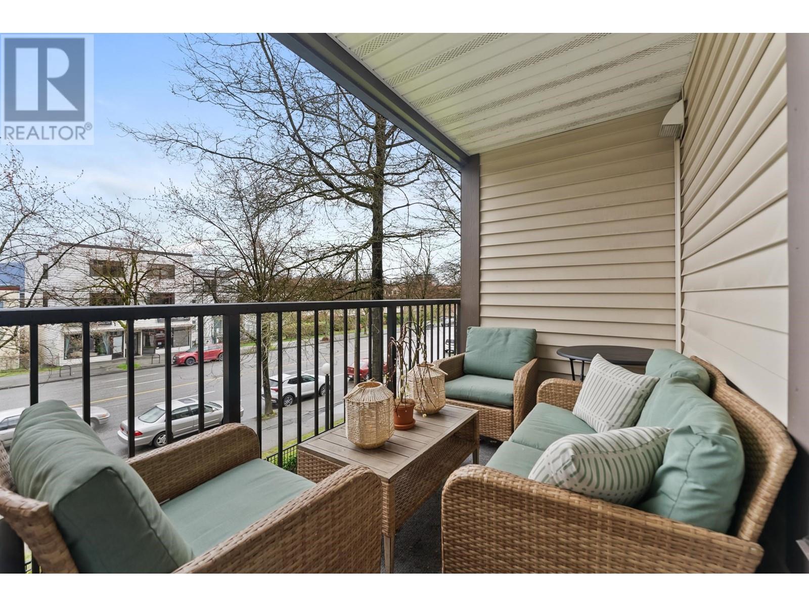 304 1040 E Broadway, Vancouver, British Columbia  V5T 4N7 - Photo 4 - R2986396
