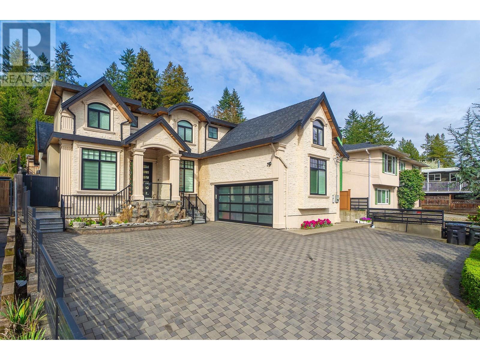 Property at 5029 MARINE DRIVE image 2