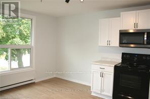 668 Palmateer Drive W, Kincardine, Ontario  N2Z 1R4 - Photo 10 - X12063553