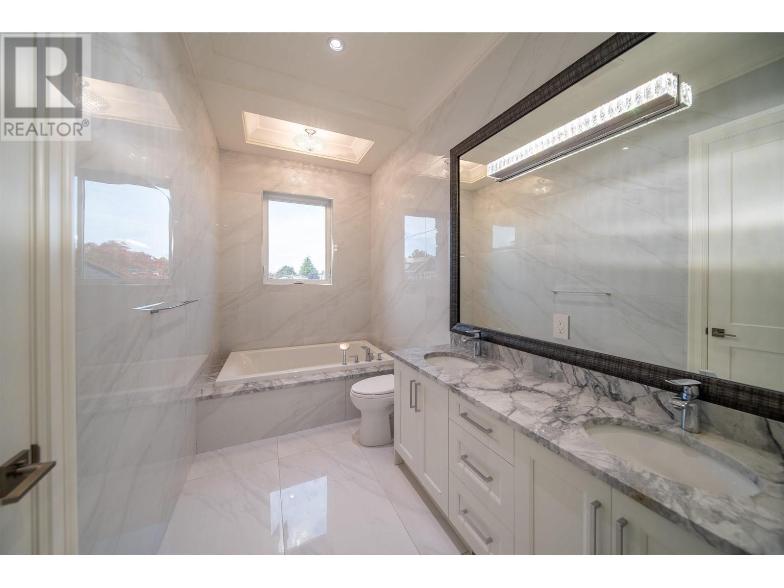 7728 Alouette Court, Richmond, British Columbia  V7A 1S2 - Photo 33 - R2986268