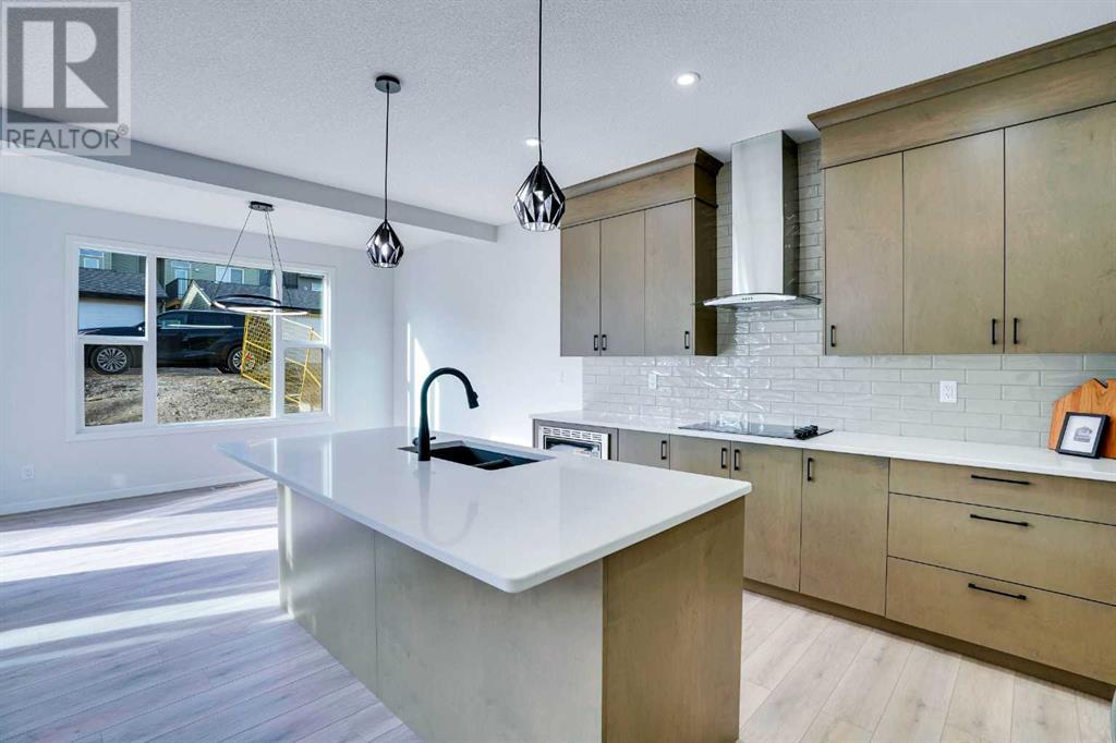 Property at 312 EDITH Place NW image 5