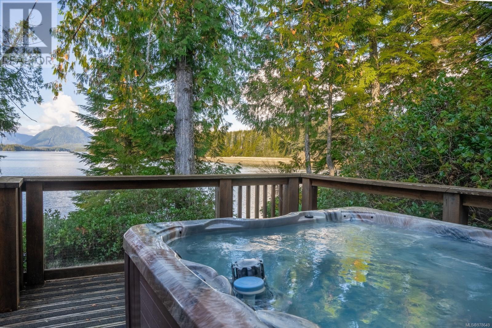 1027 Jensens Bay Rd, Tofino, British Columbia  V0R 2Z0 - Photo 35 - 978649
