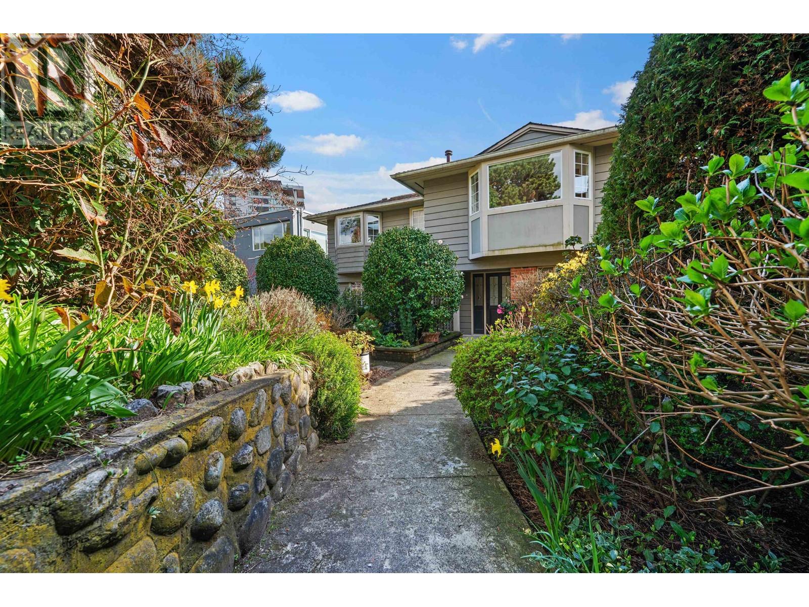 2324 Marine Drive, West Vancouver, British Columbia  V7V 1K8 - Photo 26 - R2986398