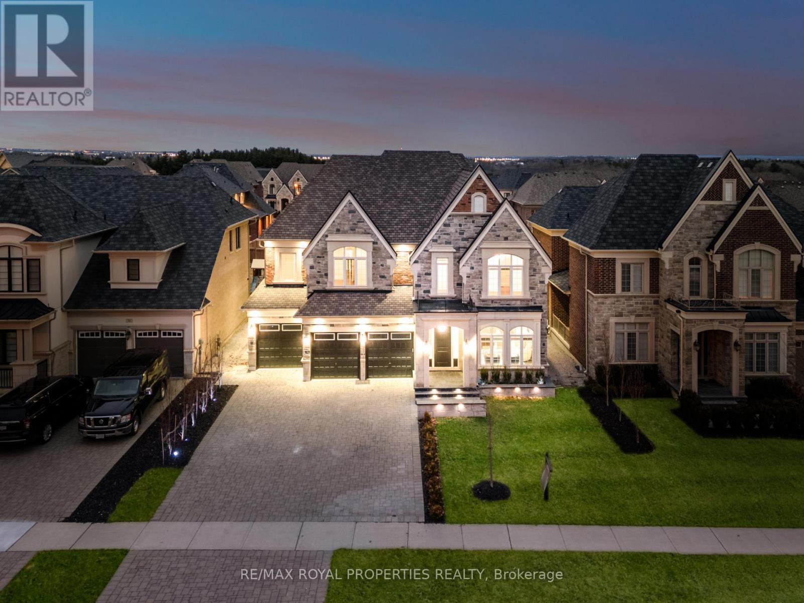 Property at 62 ENDLESS CIRCLE image 1